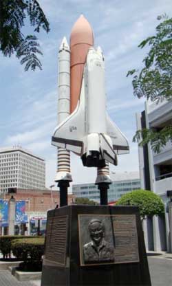 shuttle monument
